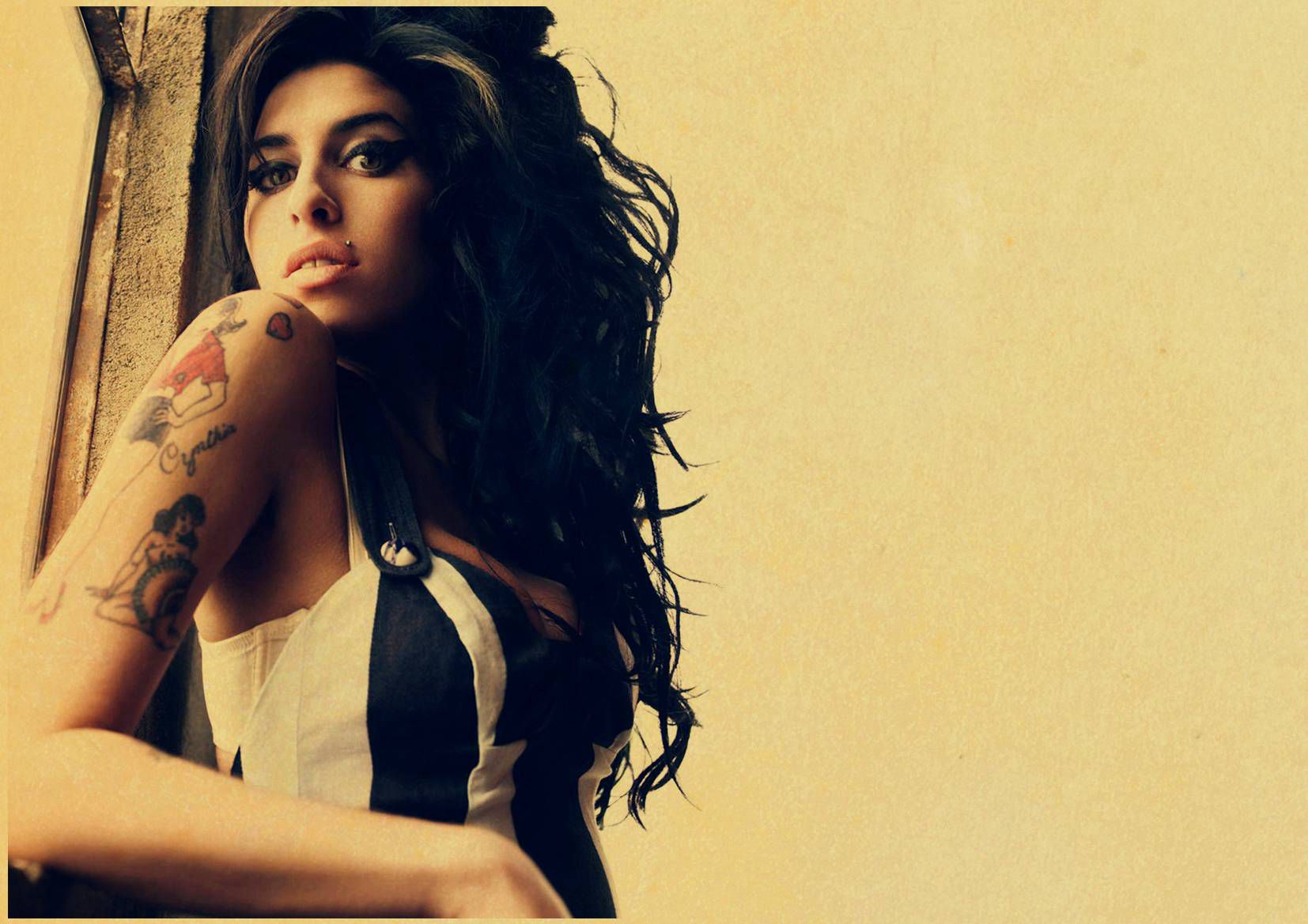 Singer Amy Winehouse Music Classic Vintage Poster Painting Decorative Wall Stickers Home Posters Art Decor - 6